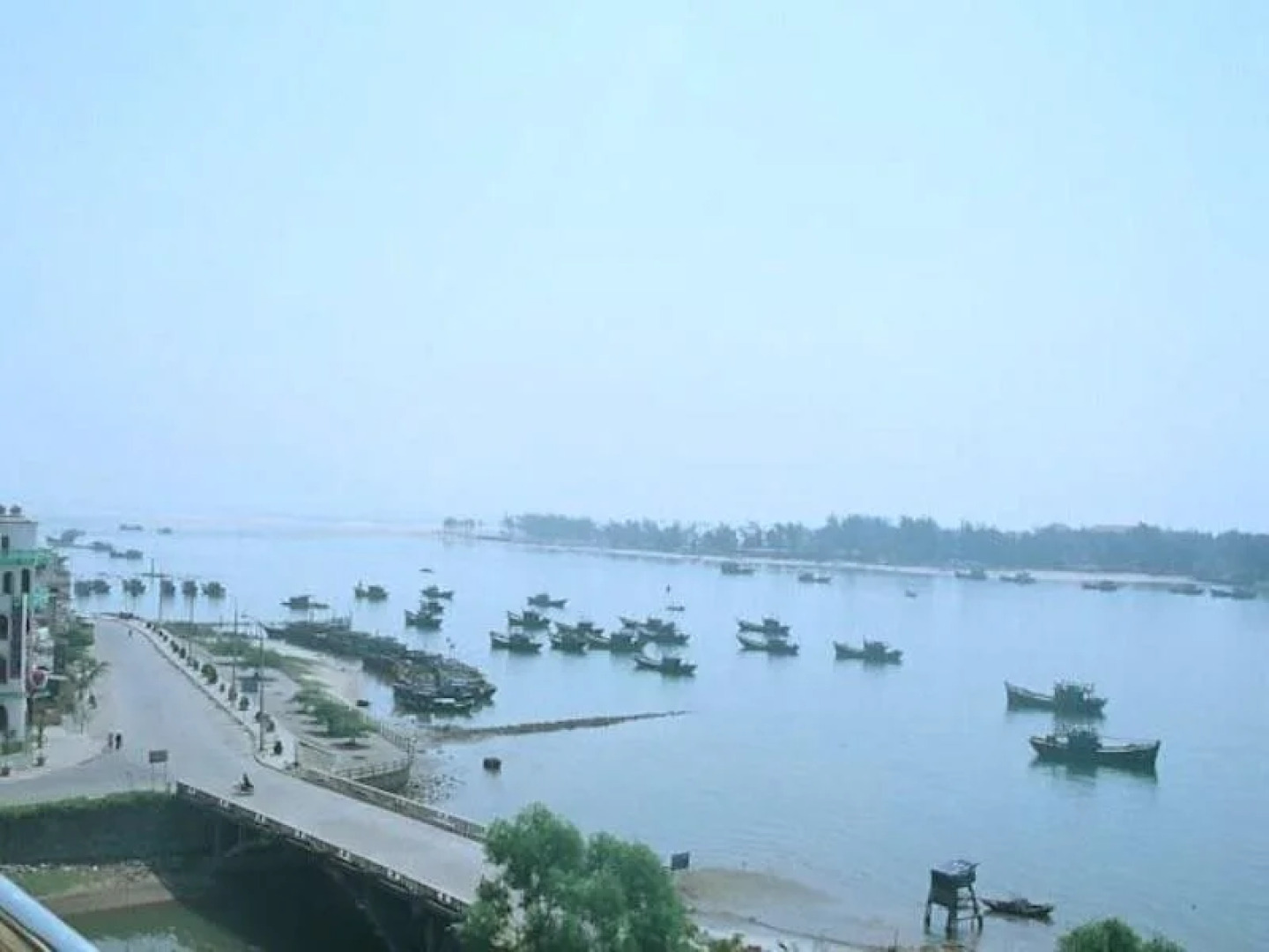 Ha Noi Hotel Quangbinh Hotel