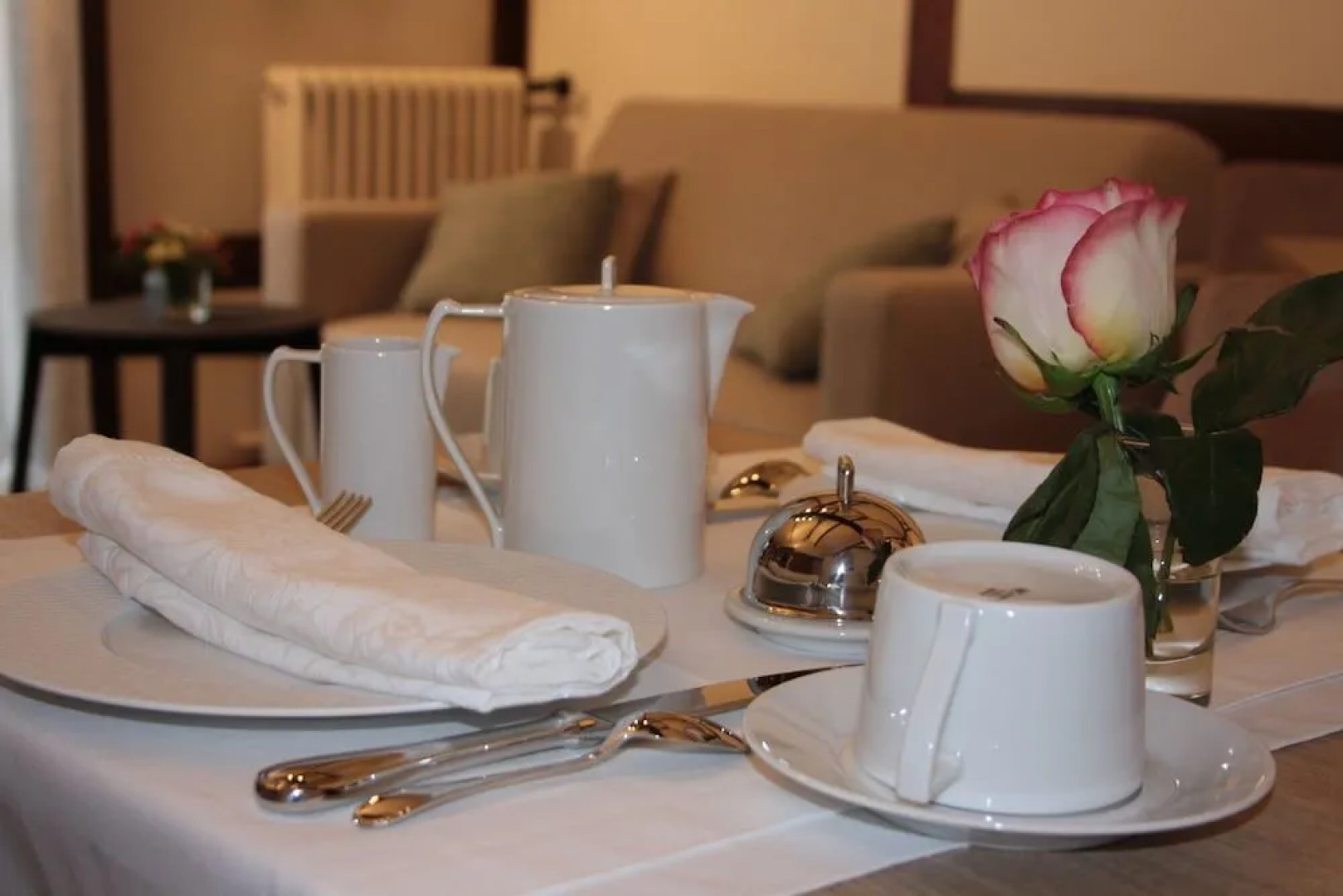 Les Enclos Bed and Breakfast