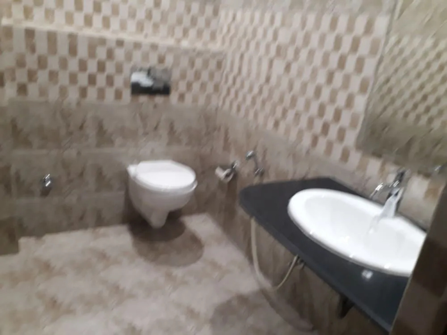 HOTEL MAMTA INTERNATIONAL , BIHARSHARIF - Nalanda- Bihar