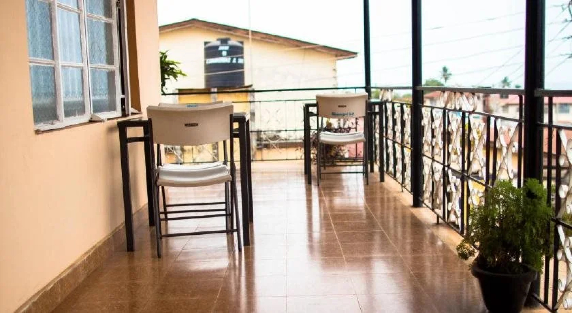 Jam Lodge Hotel & Suites