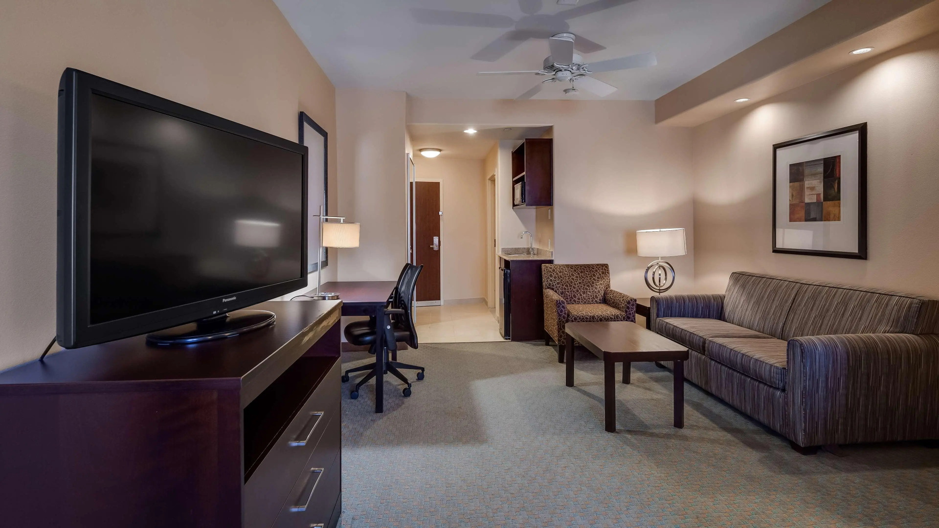 Best Western Plus Midland Suites