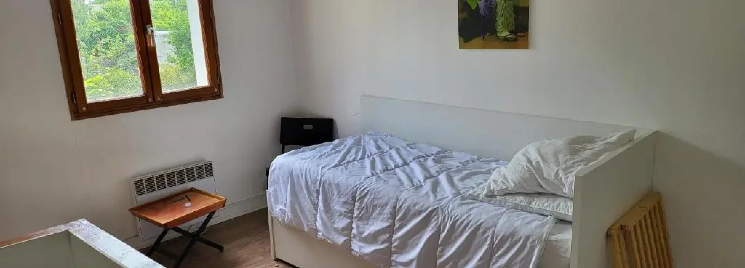 Grande et petite maison sur 360m2 de jardin clos sans vis à vis