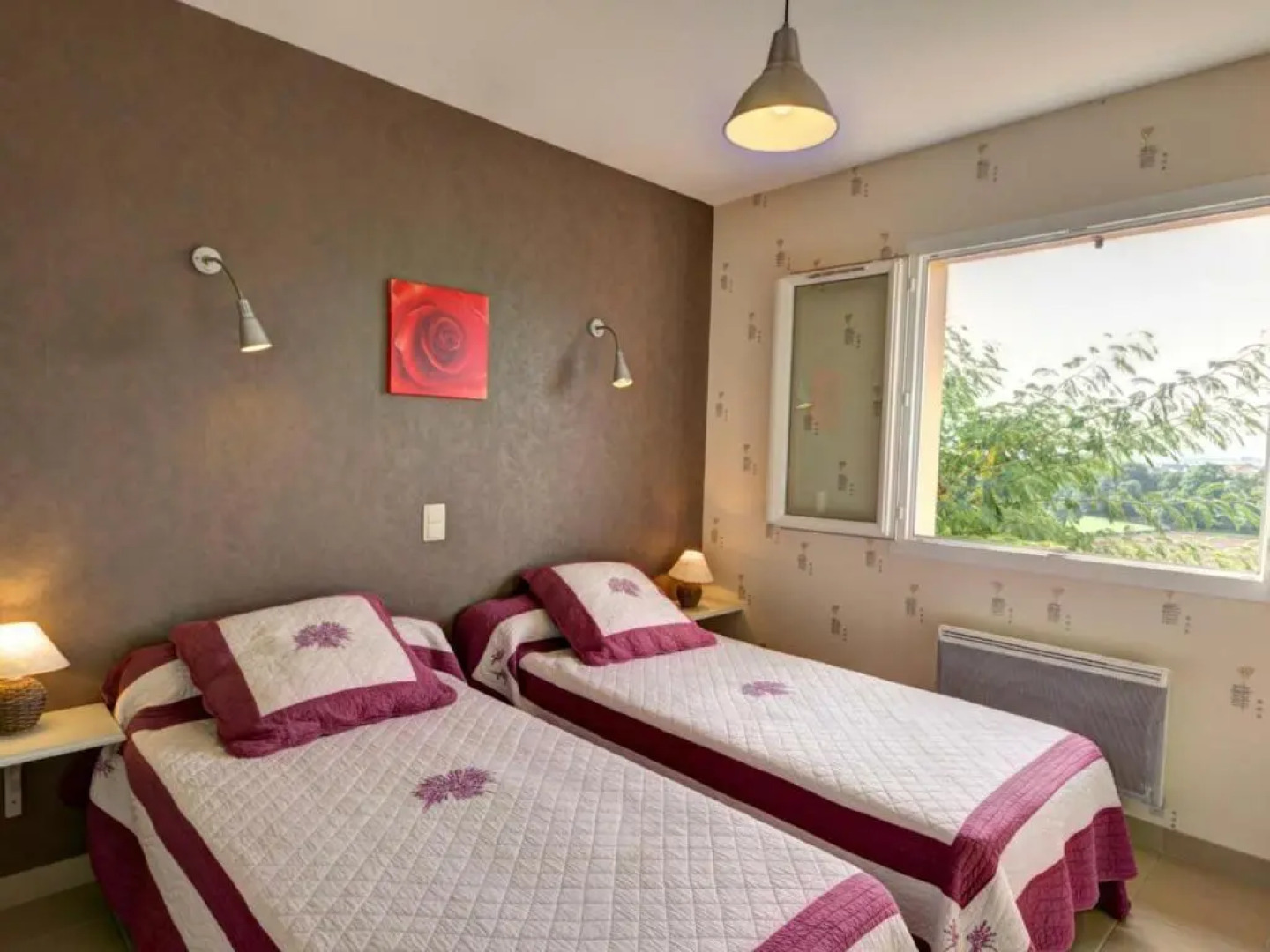 Gîte Saint-Forgeux-Lespinasse, 3 pièces, 4 personnes - FR-1-496-37