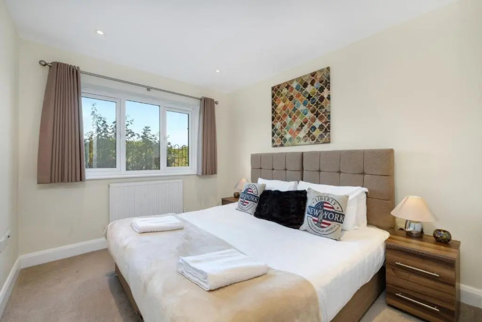 Heathrow Living Serviced Apartments by Ferndale