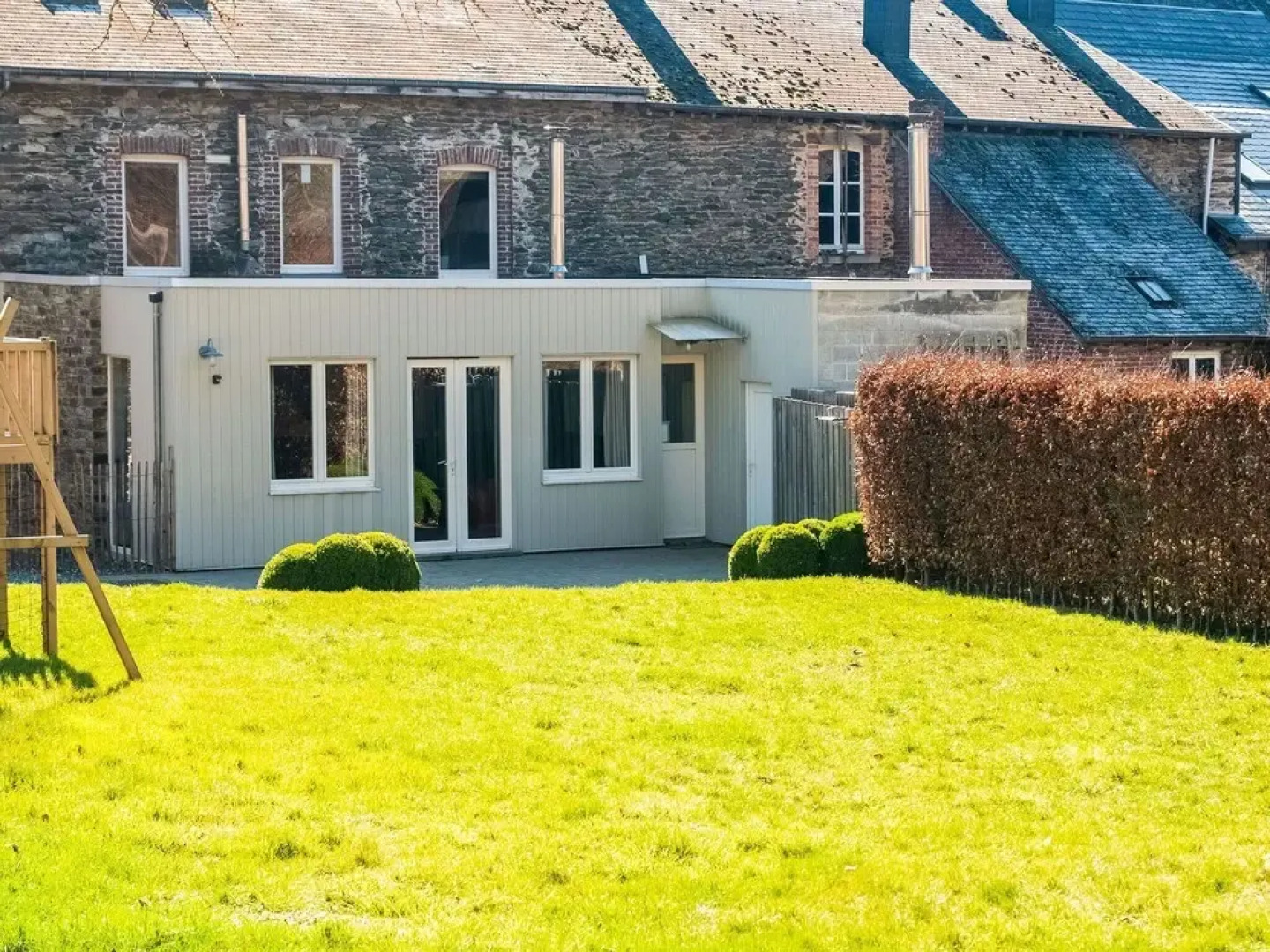 Suave Holiday Home in Vresse-sur-semois With Garden