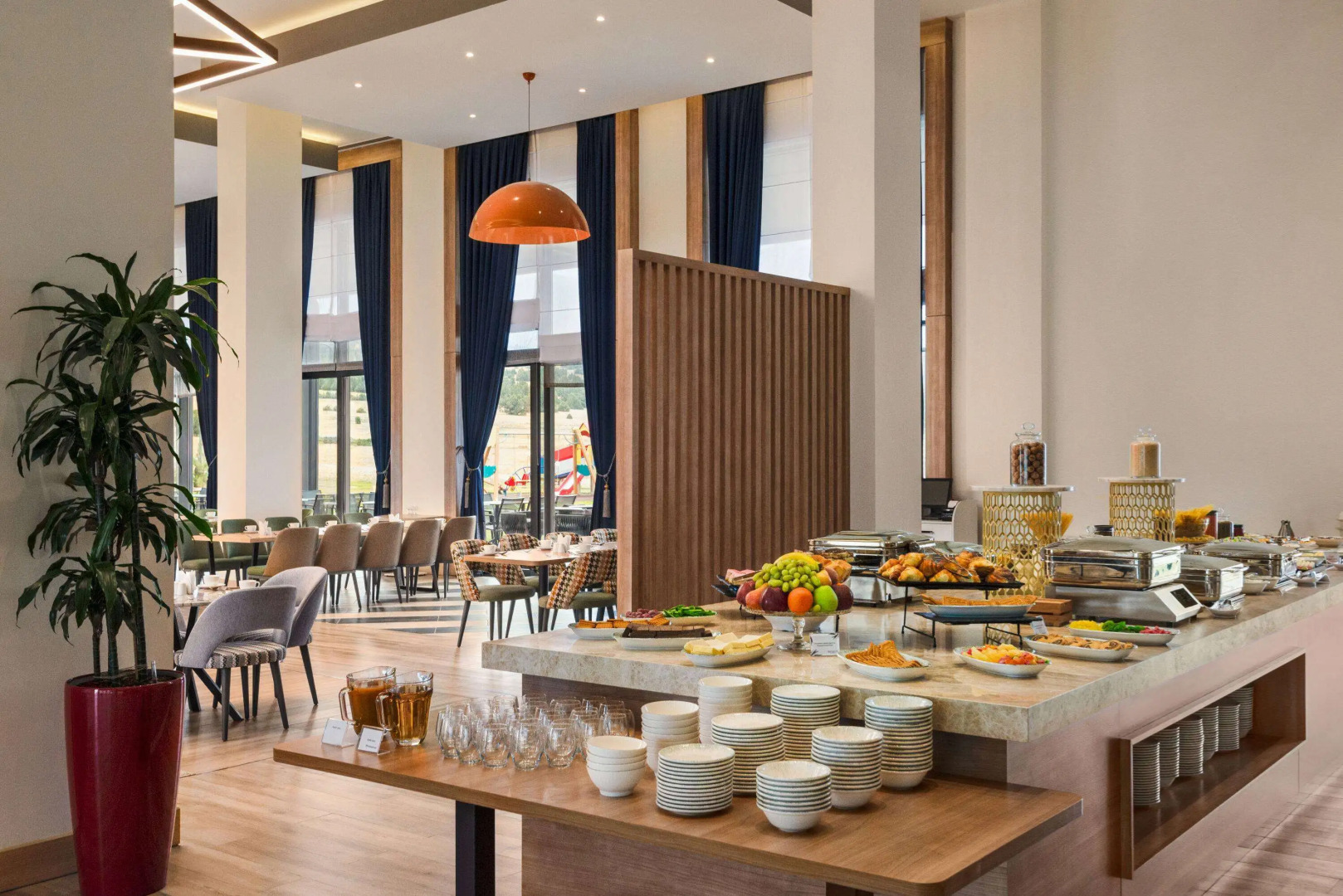 Отель Ramada Encore by Wyndham Zomin