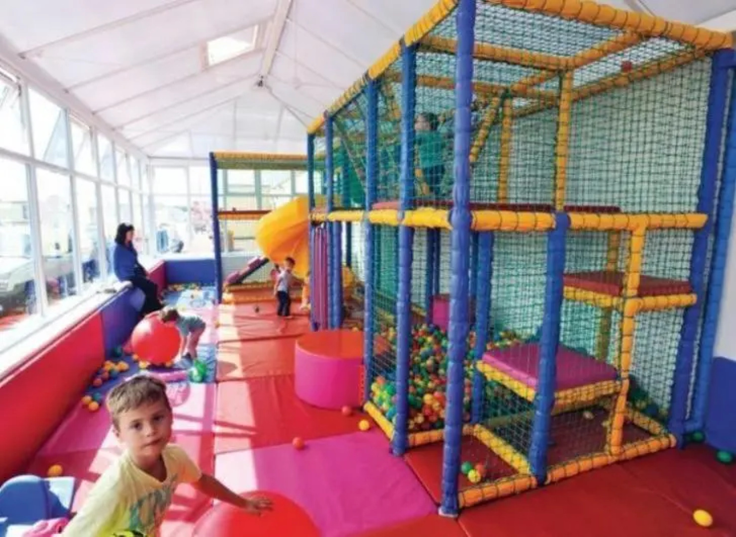 Lyons Robin Hood, Savannah