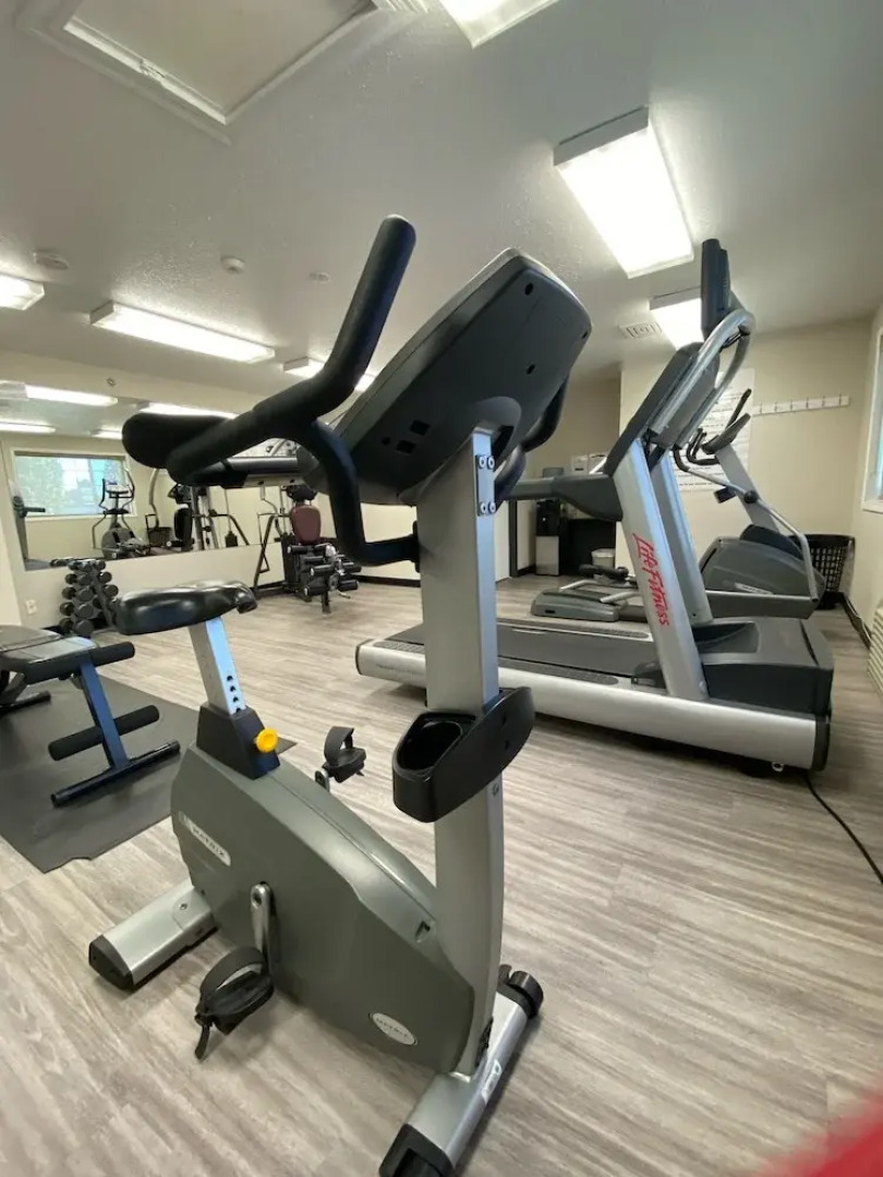 Super 8 Grande Prairie