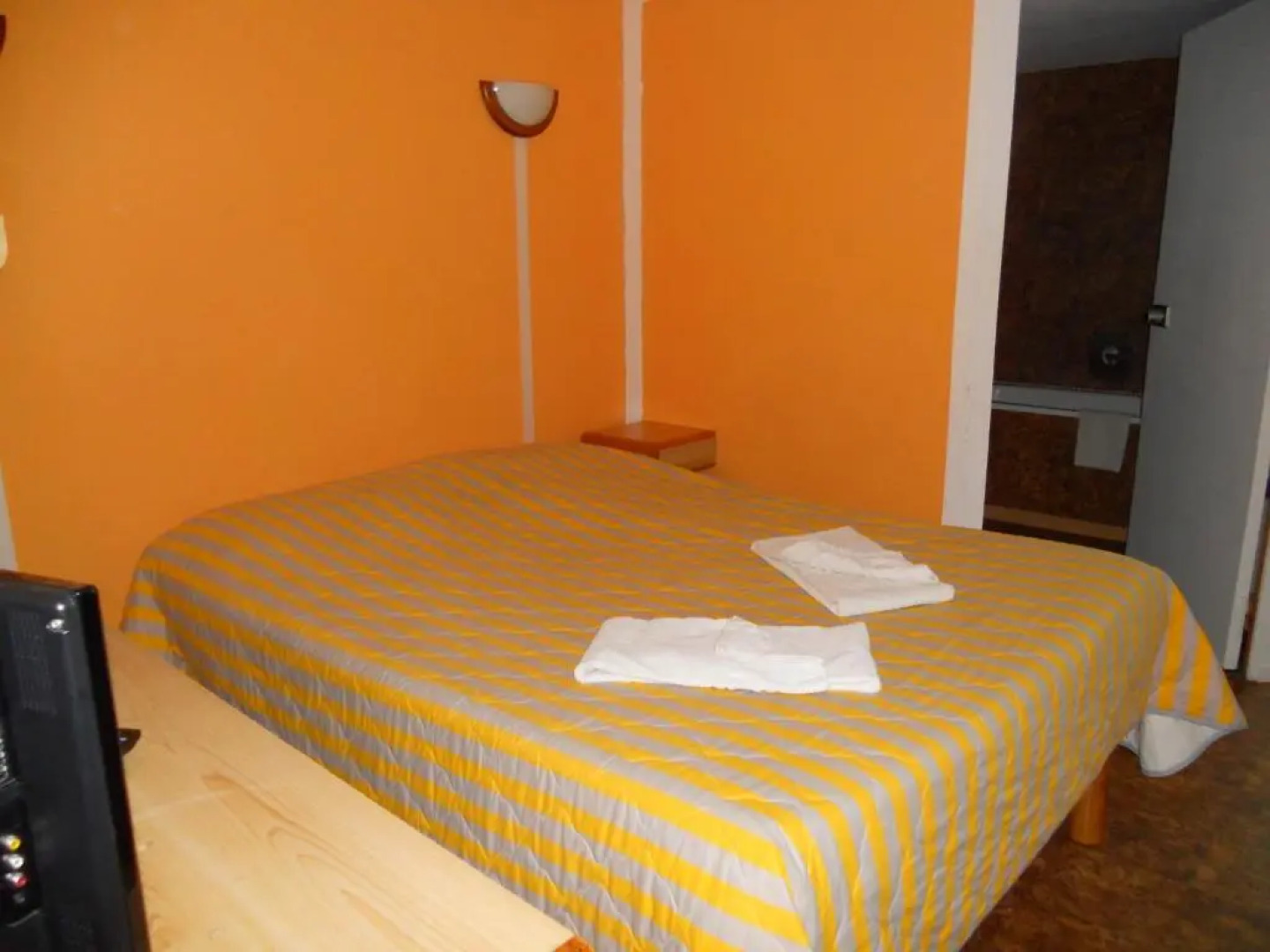 Hôtel Le Pressoir - Auxerre Appoigny