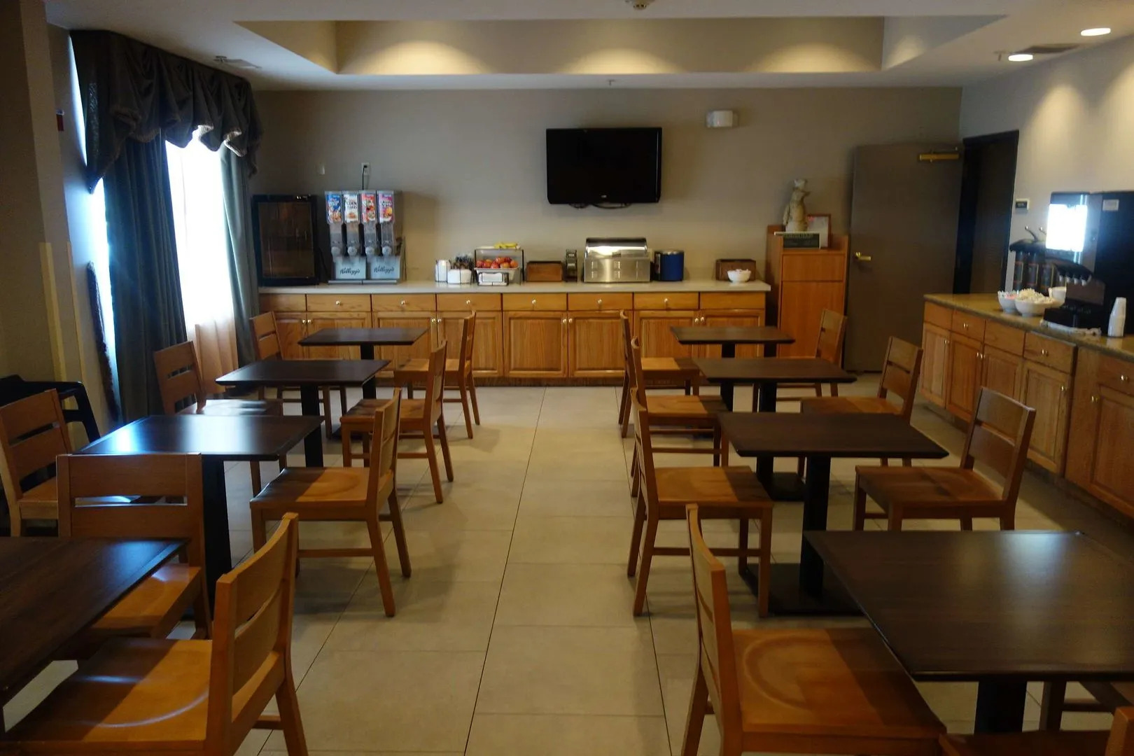 Red Roof Inn PLUS+ & Suites Birmingham - Bessemer