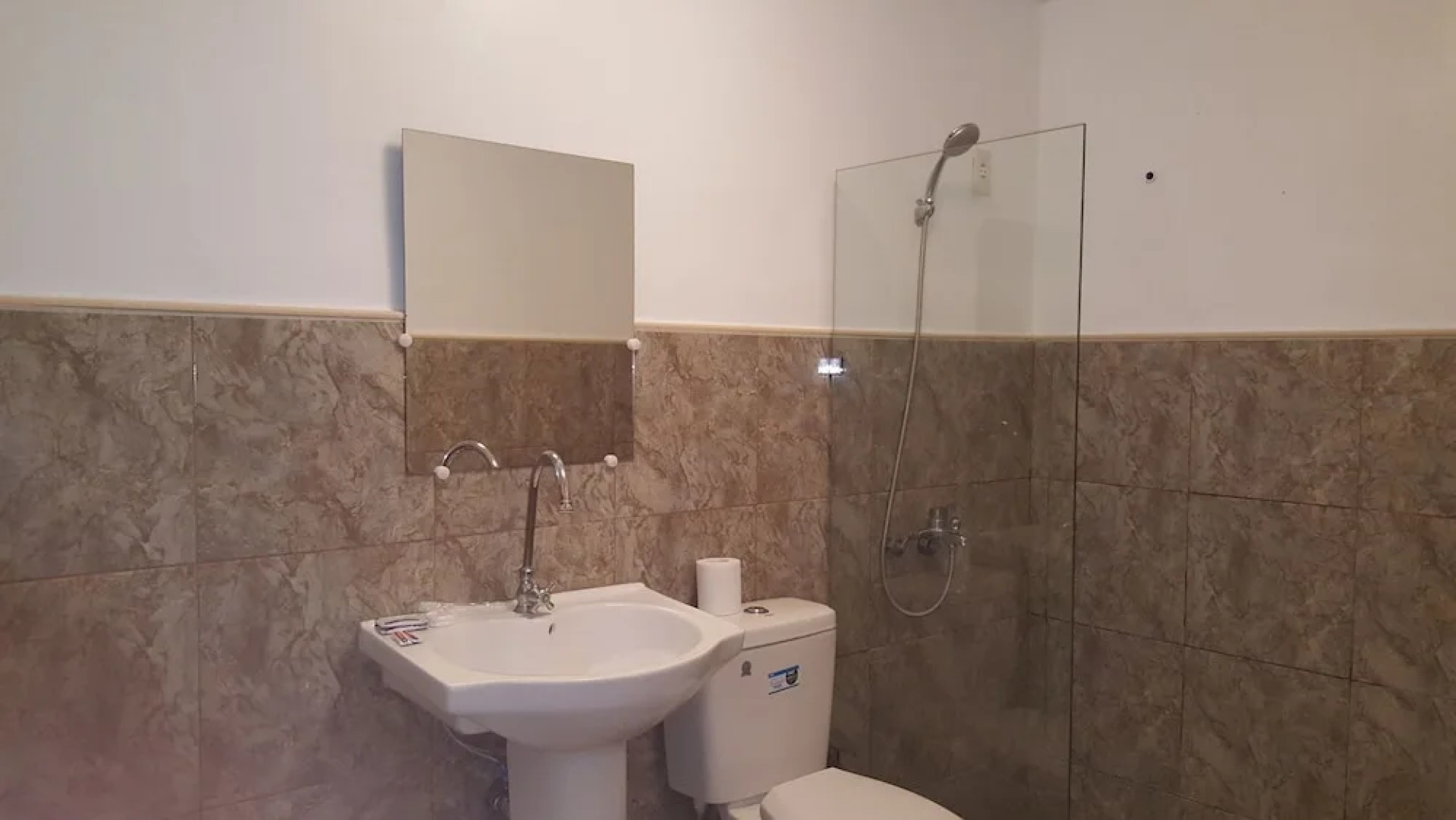 Phil Oasis Hotel & Resort