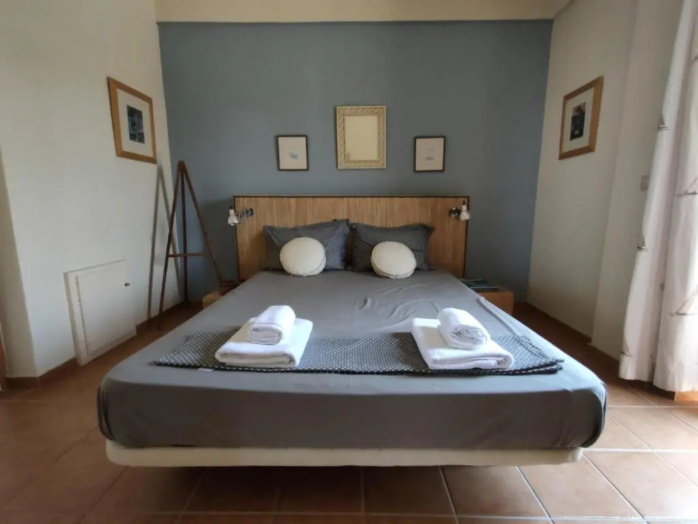 Philos House