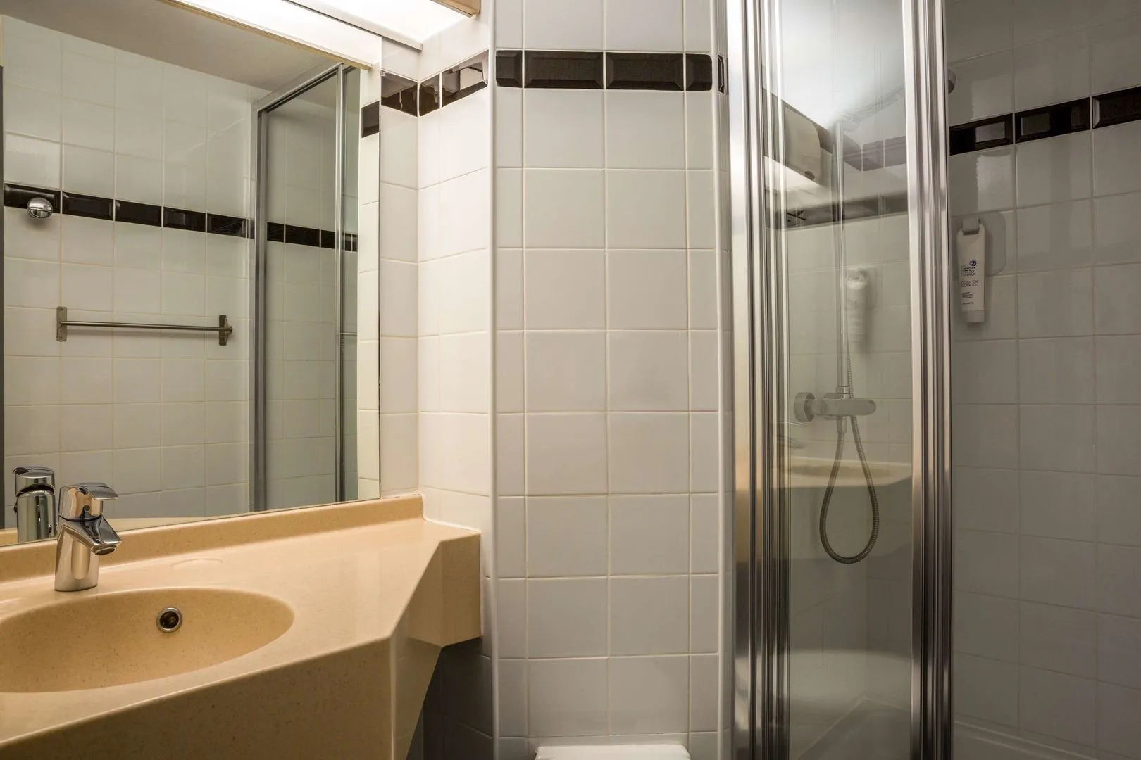 Brit Hotel Confort Amiens