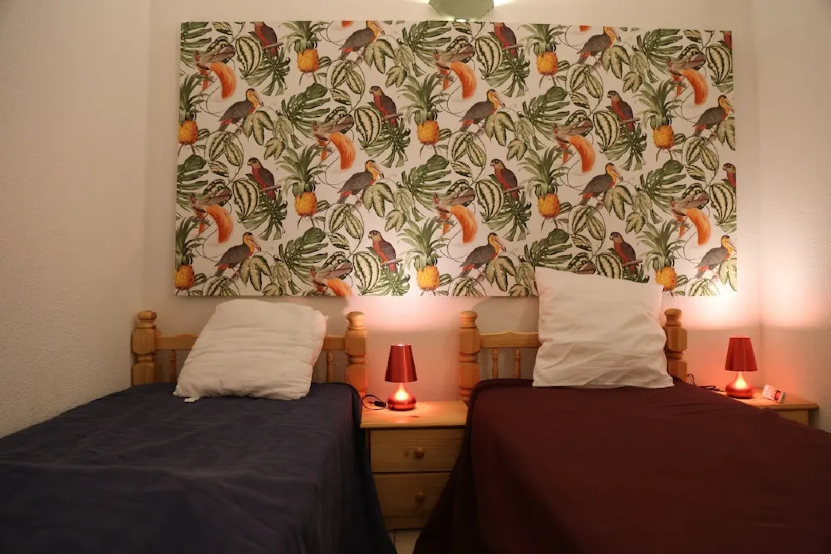 Les Pieds Dand L'Eau