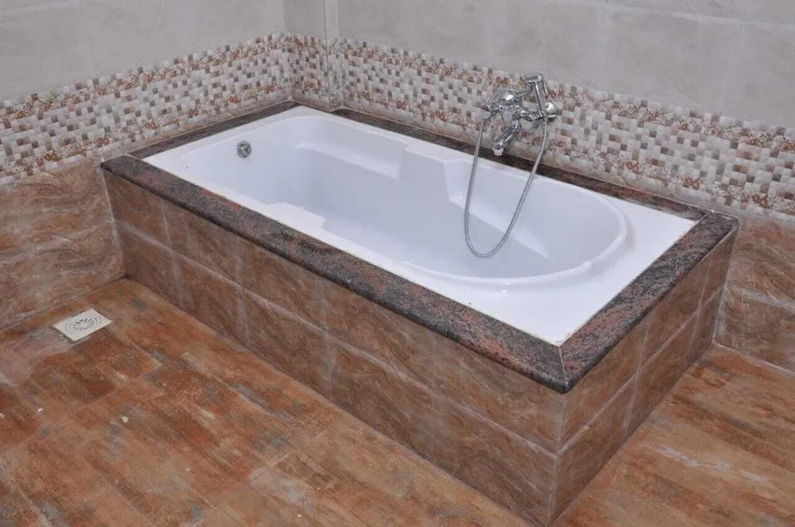 Hotel Pride Residency