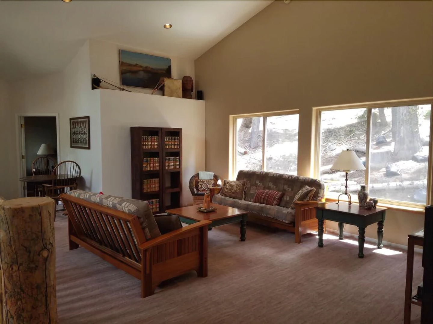 Rogers Retreat 3 Bedrooms 2.5 Bathrooms Home