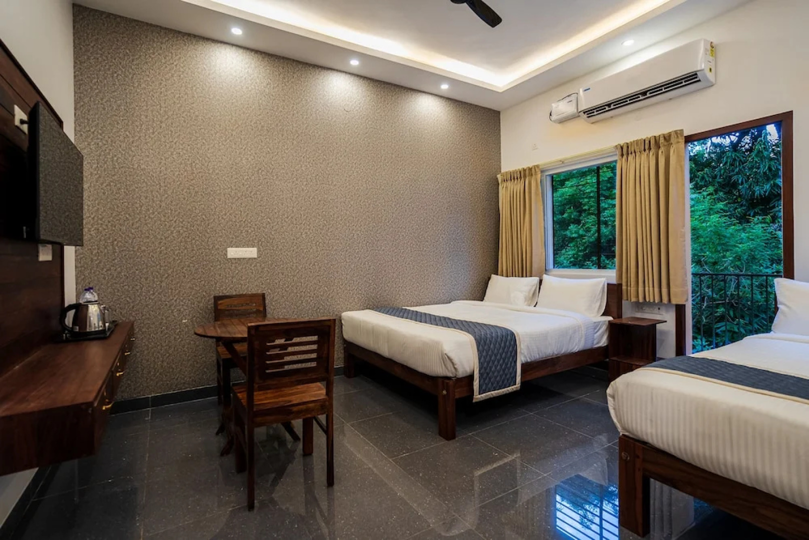 La Meadow Villa - 5 BR with Private Pool