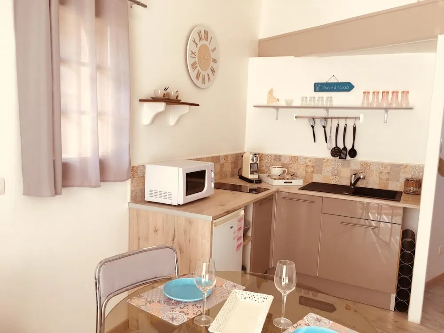 House With one Bedroom in Châteauneuf-val-saint-donat, With Wonderful Mountain View, Shared Pool, Enclosed Garden