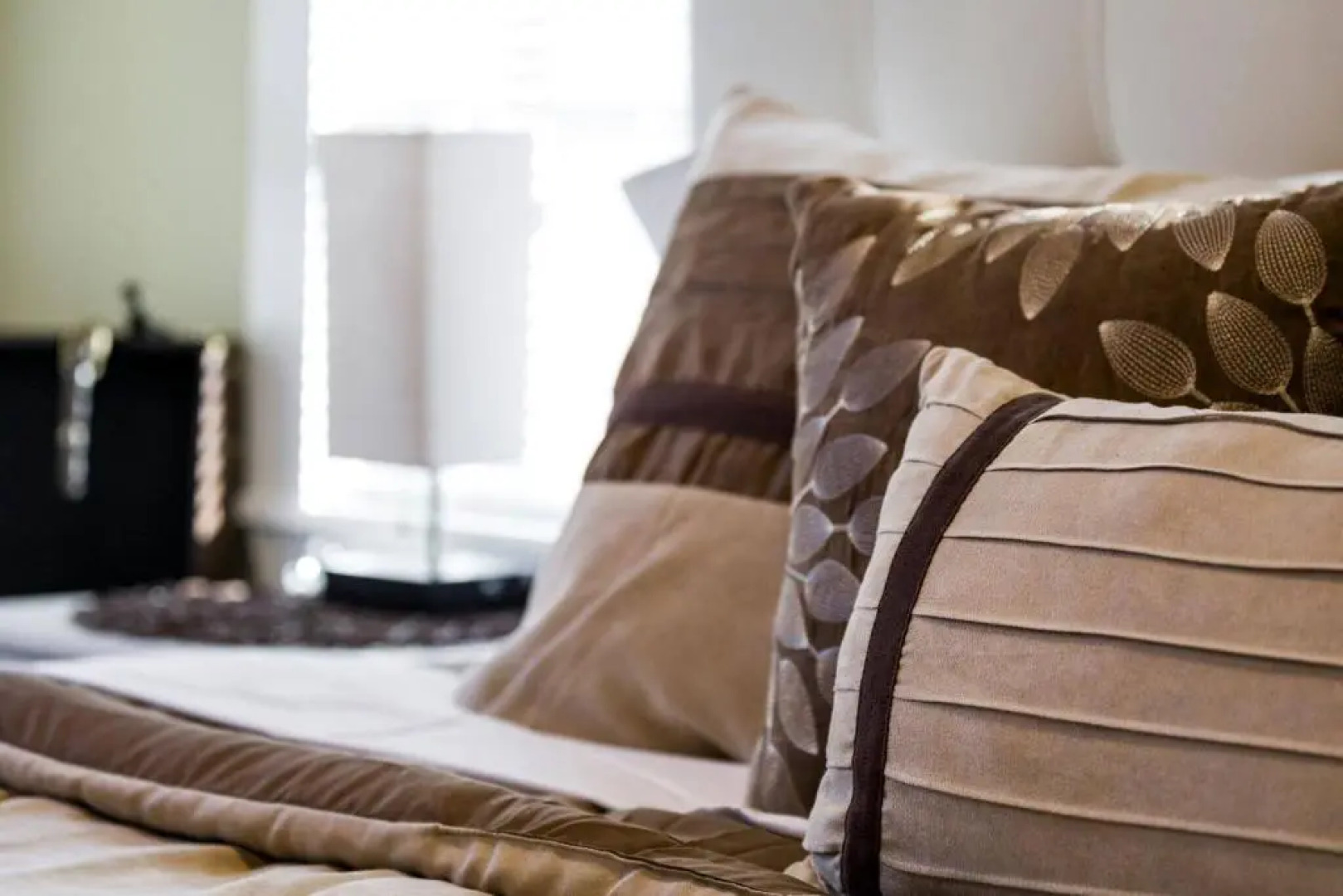 Room in Guest room - Room 1 Private Bathroom Pool Shuttle Bus