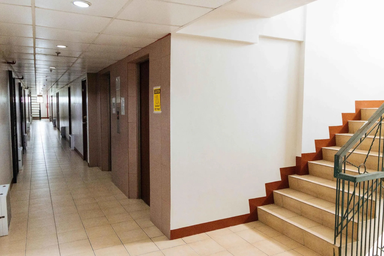 RedDoorz @ Moonwalk Paranaque