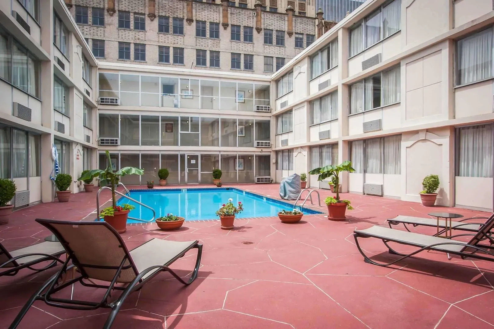 Hotel Indigo Memphis Downtown by IHG