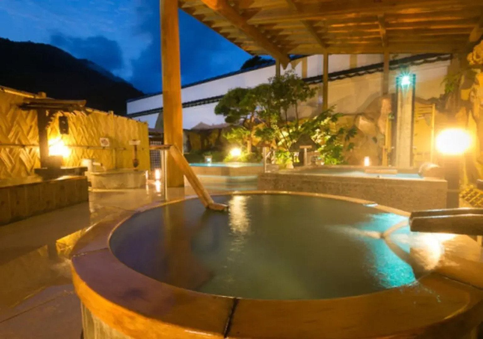 Yubara Onsen Yumeguri No Yado Matsunoya Kasen