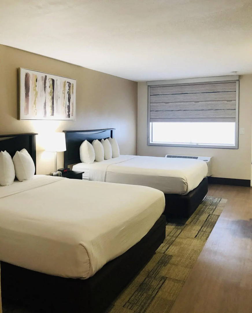 Stanford Inn & Suites Anaheim