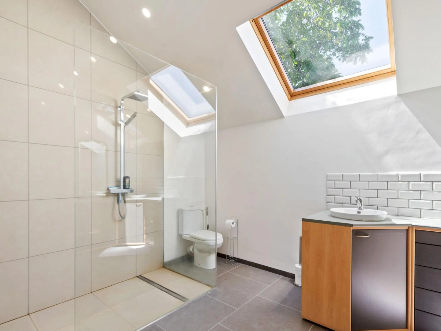 Charming Holiday Home in Geetbets With Terrace