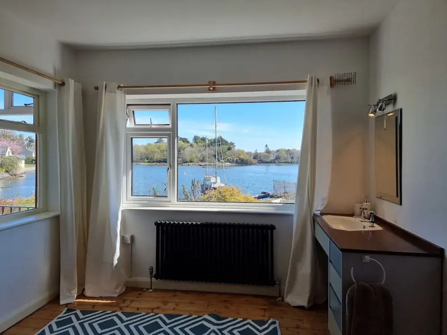 Cosy House in Eigionfa