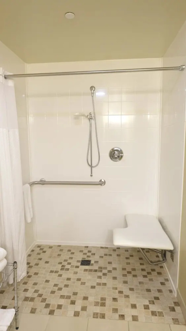 Country Inn & Suites State College