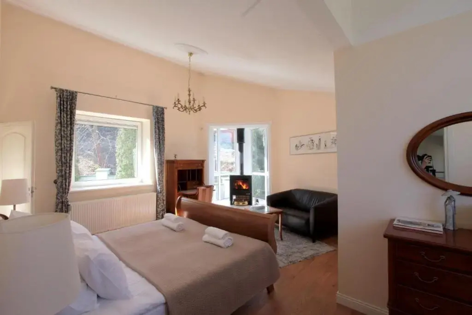 Entire House City Center