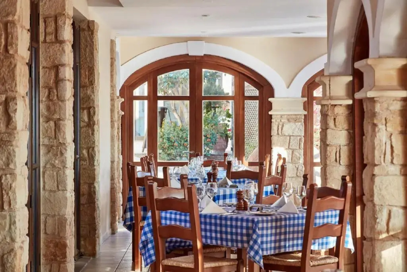 Aphrodite Hills Rentals – Apartments