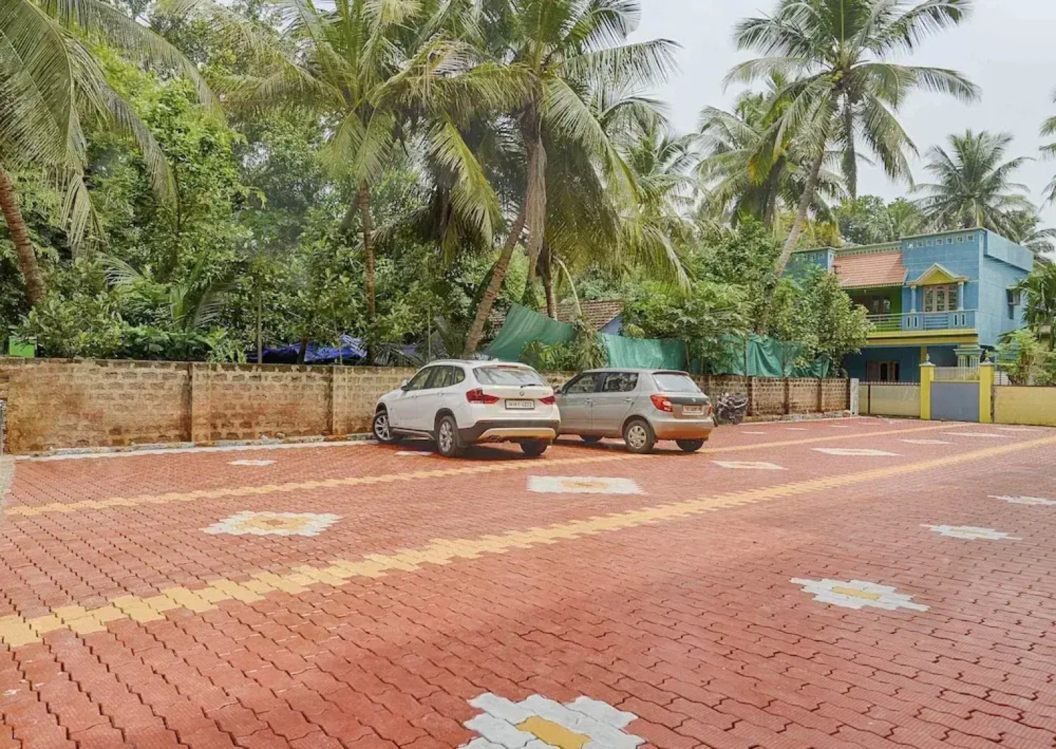 Hotel Ramraj Regency