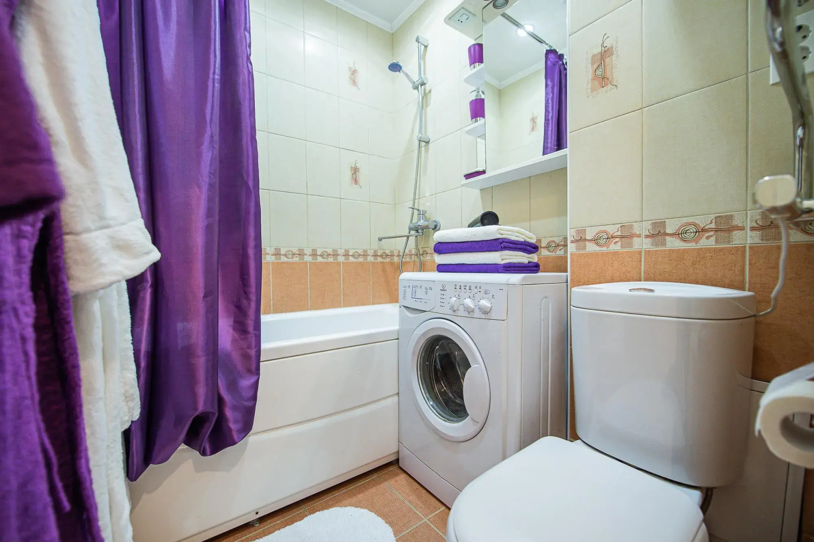 Пять Звезд на улице Труда