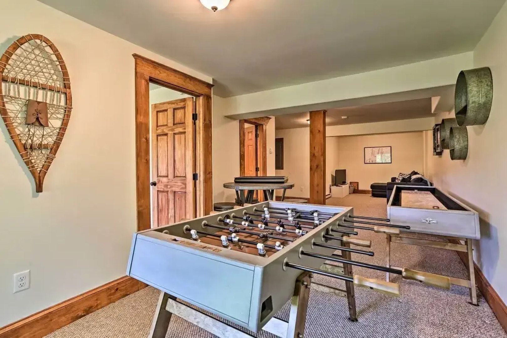 Retreat W/game Room & Deck, 1 Mi to Camelback