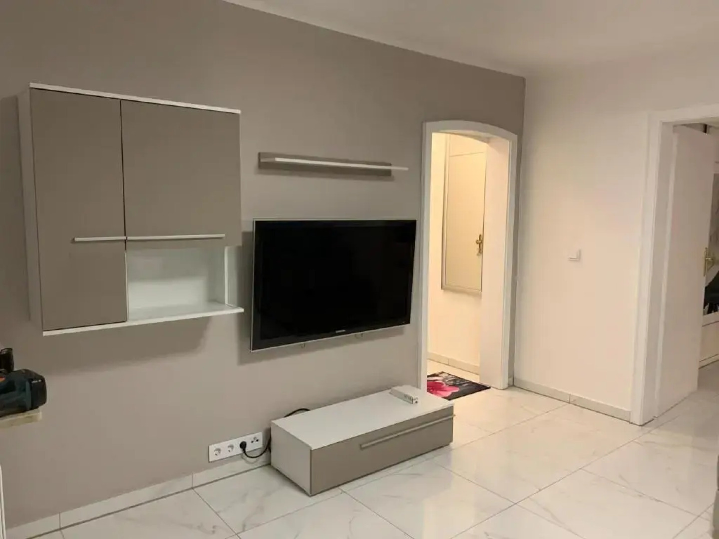 Moderne 2 Zimmer Wohnung mit Vollausstattung