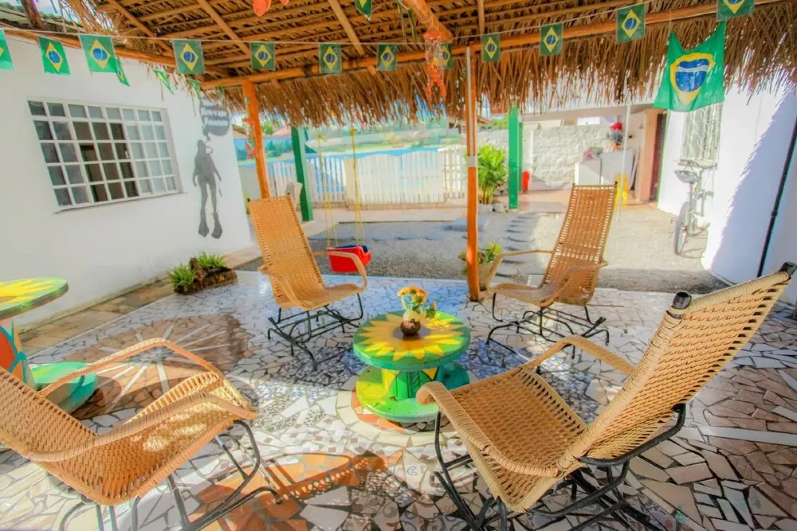 Hostel Caçari