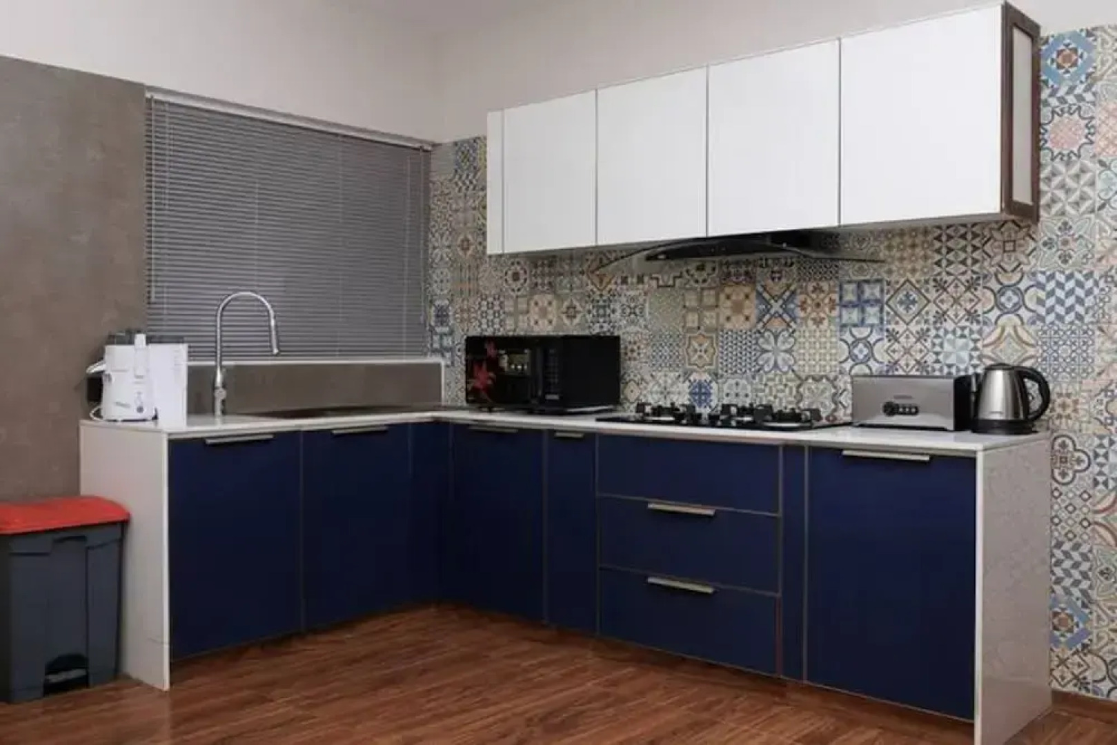 Blusalzz Manor - Nilgiri Valley, Ooty - Tamil Nadu