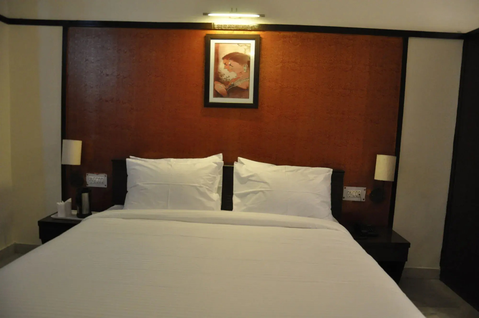Hotel Krishna Sagar NH24