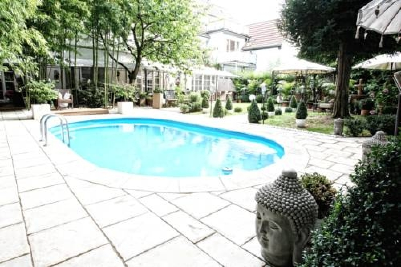 Hotel Ashley's Garden