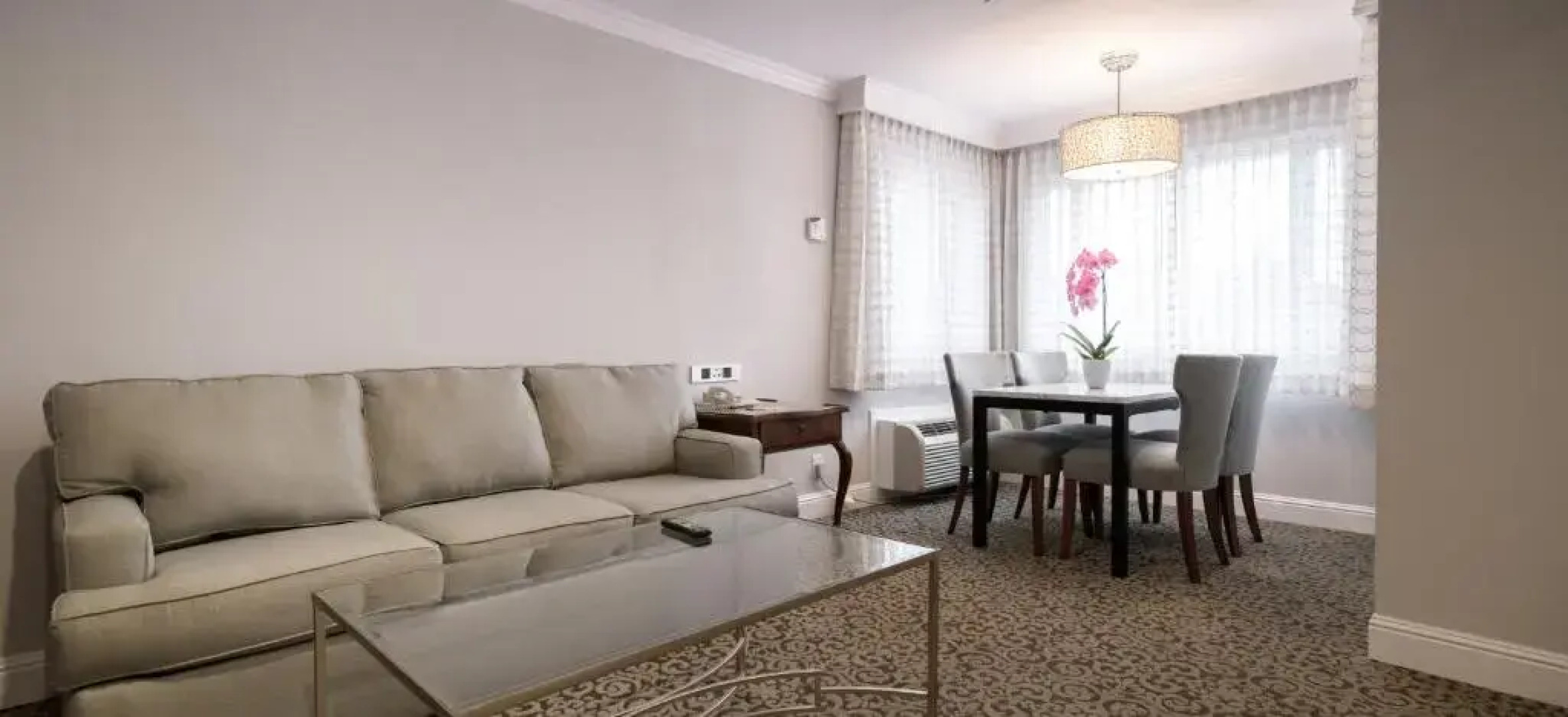 Woodcrest Hotel Cupertino