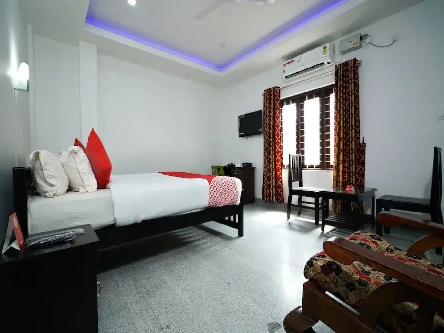 Marottickal Residency by OYO Rooms
