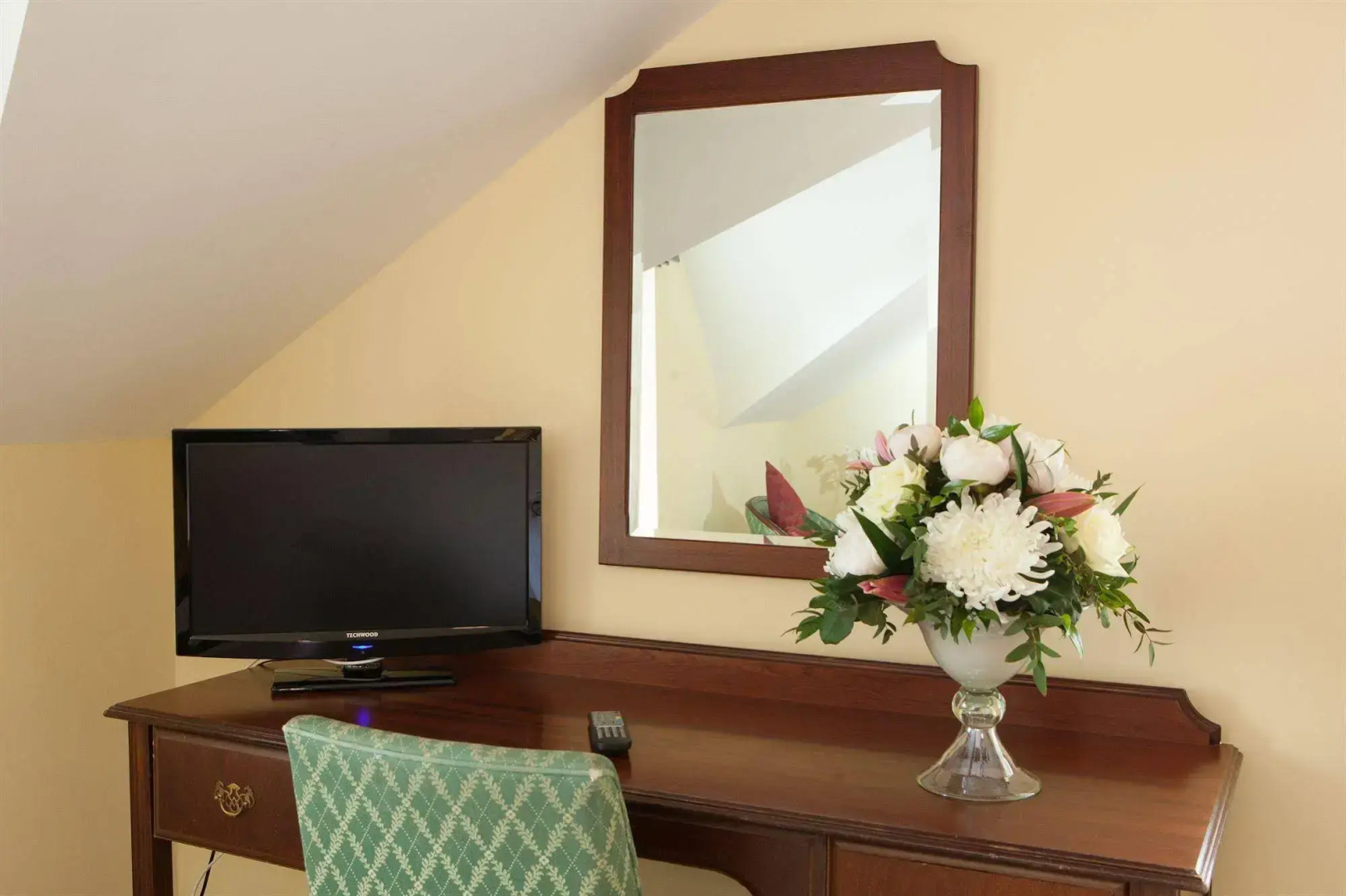 The Lamplighter Dining- Rooms