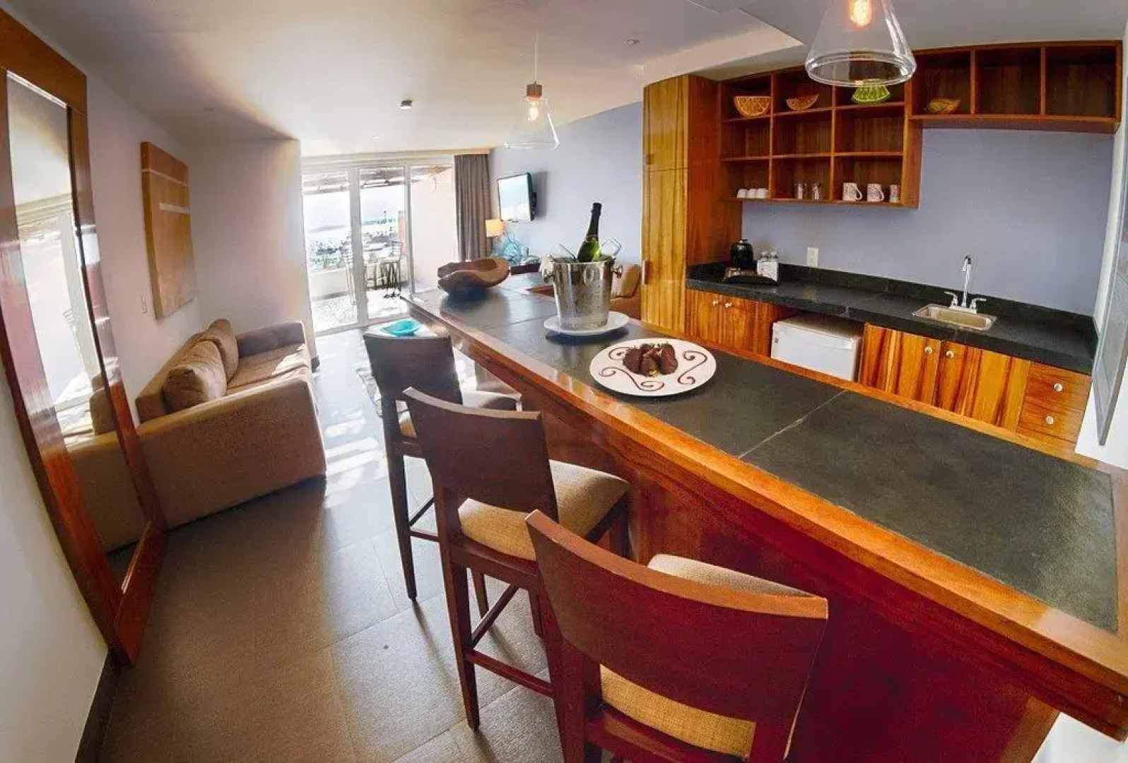 Hotel Indigo La Paz Puerta Cortes by IHG