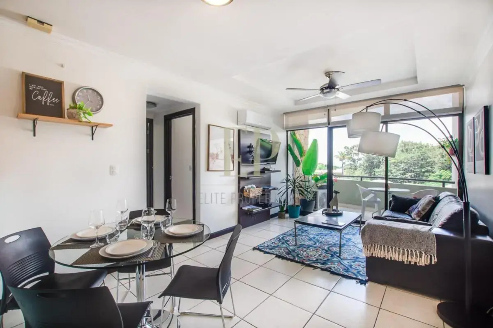 Modern 2 bed APT complex Pool,Tennis,Gym,FreeWiFi