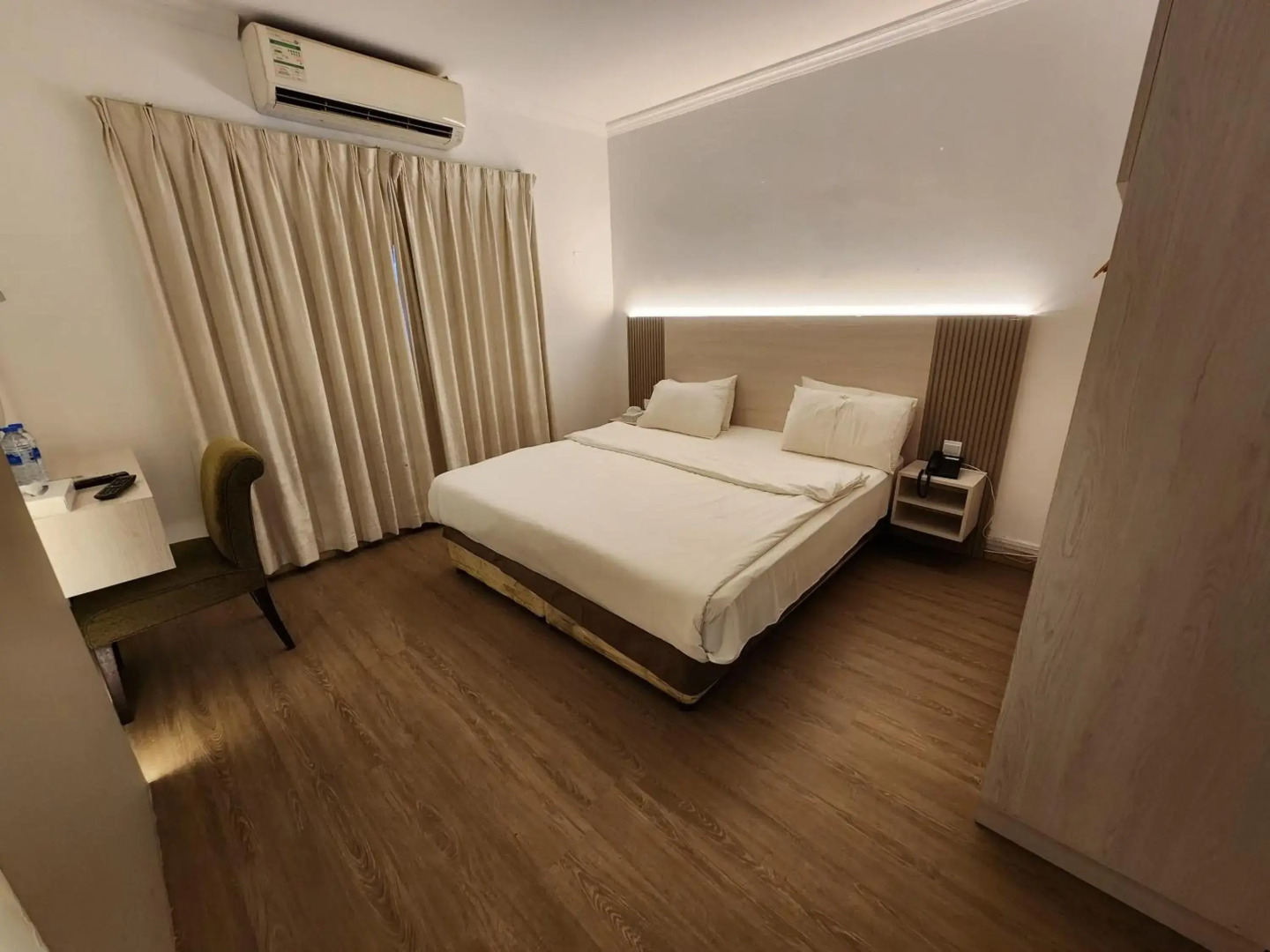 Sharjah International Airport Hotel