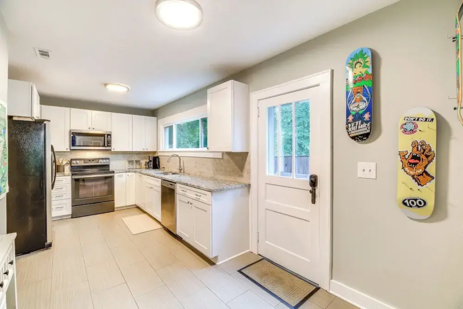 Charming Damascus Retreat w/ Deck & Creek Views!