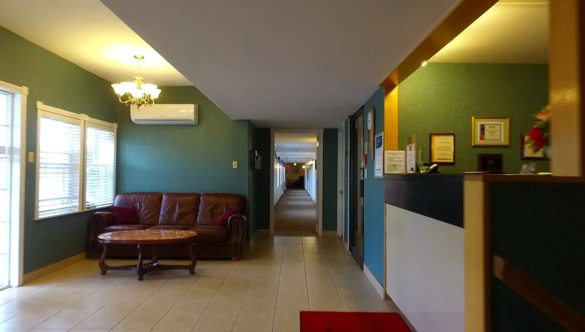 Econo Lodge & Suites Saint John