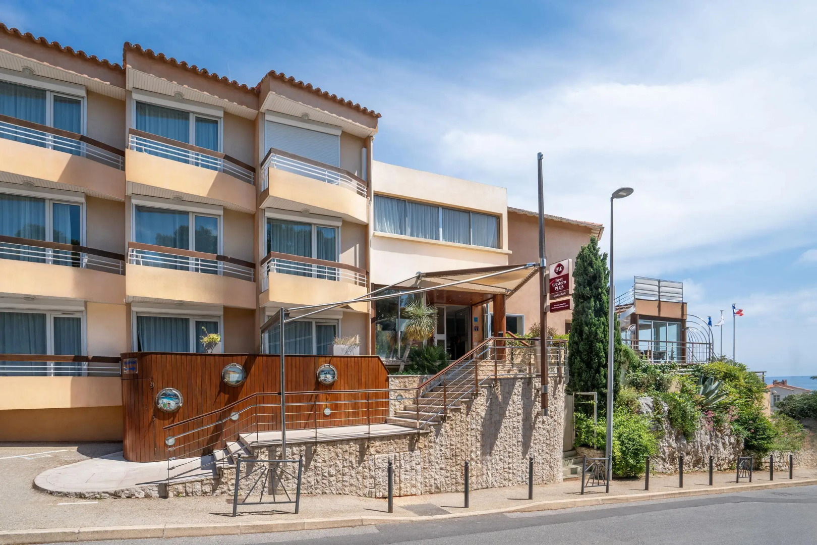 Best Western Plus La Rade