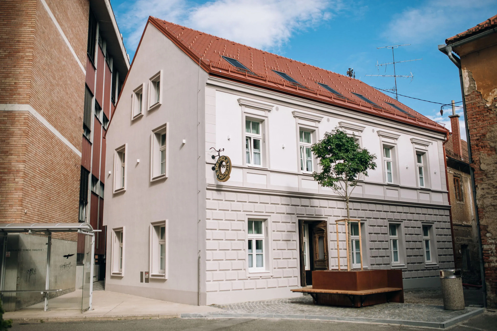 BeCycle Sustainable Stay and Travel